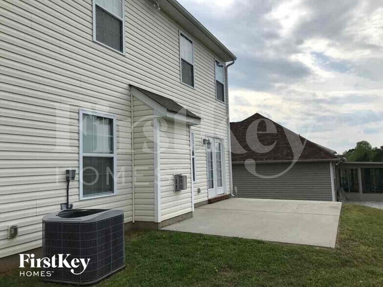 Building Photo - 1544 Moss Creek Dr