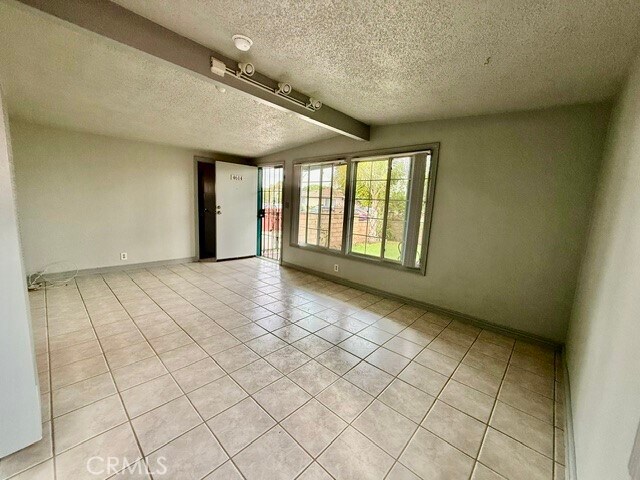 Building Photo - 4614 W 164th St