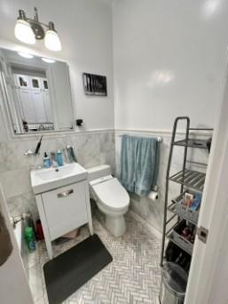 Building Photo - 2 bedroom in New York NY 10019