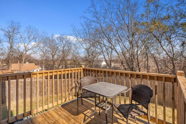 Building Photo - Open Layout home in Maynor Place