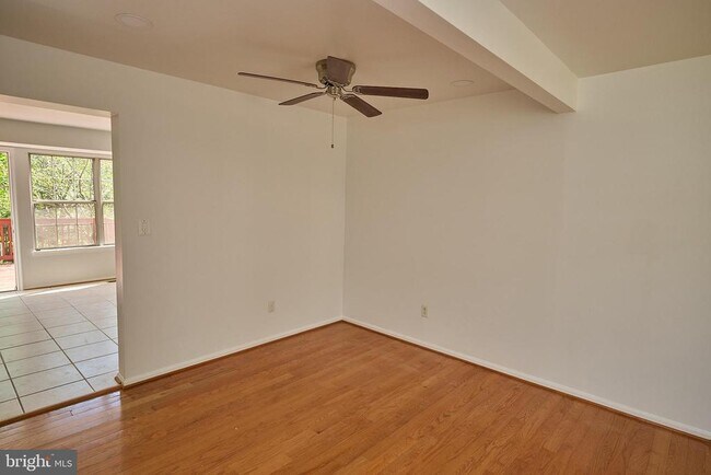 Building Photo - 46760 Hobblebush Terrace