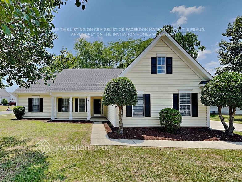 Primary Photo - 5901 Hoover St