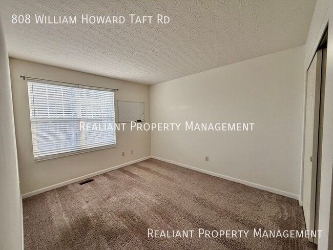 Building Photo - 808 William Howard Taft Rd