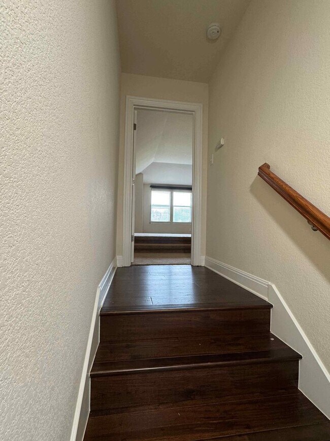 Building Photo - Walsh Trails Beautiful Home