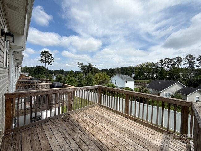 Building Photo - 1110 Keydet Dr