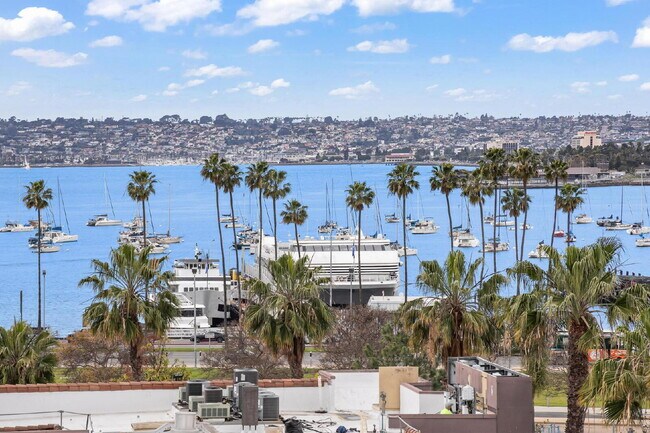 Building Photo - Chic Furnished Loft with Bay Views in the ...