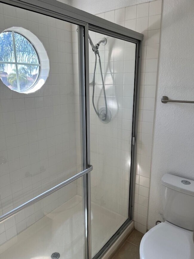 Building Photo - Nice 3 Bedroom home in Rancho Del Oro