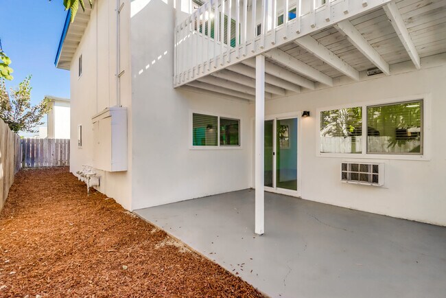 Building Photo - Hurlbut