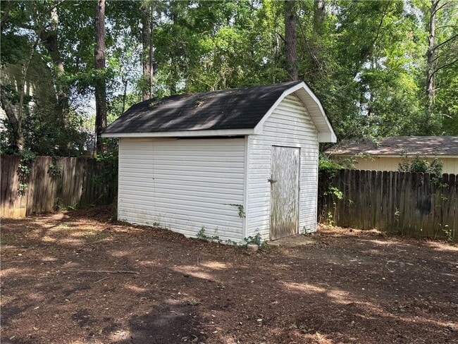 Building Photo - 782 Hale Rd