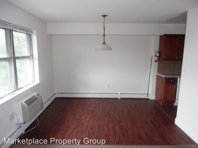 Building Photo - 1515 Hill Rd