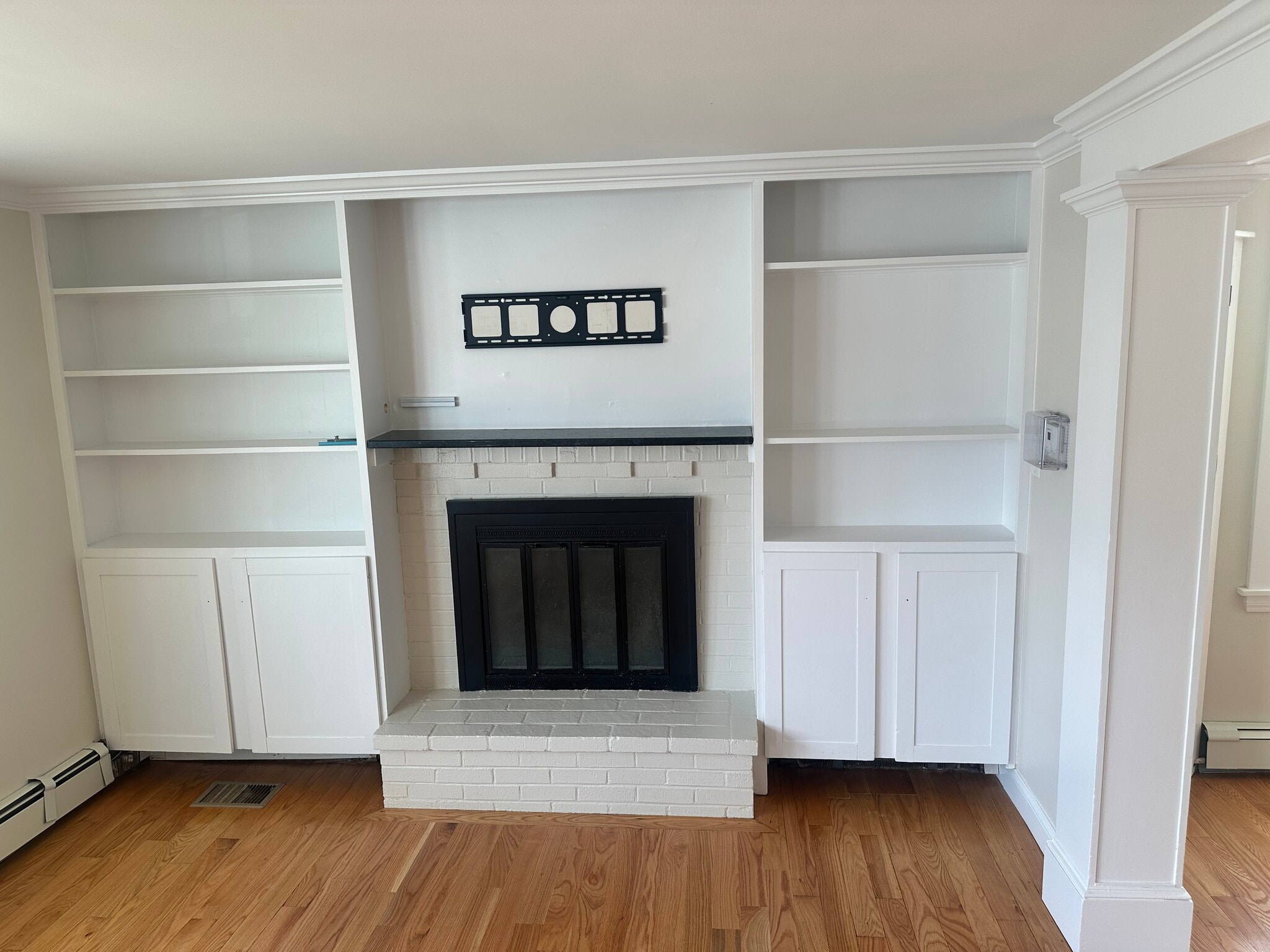 TV space surrounded by cabinets suitable for decoration - 324 Elm St