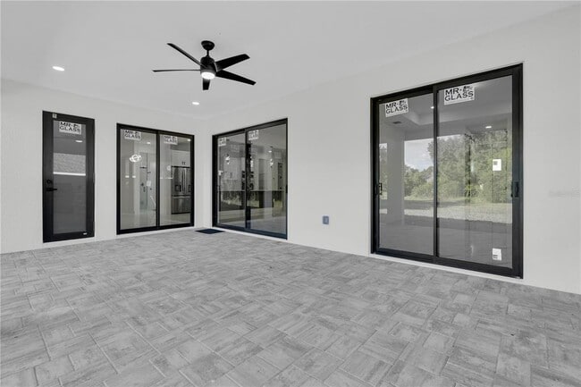 Building Photo - 358 Vitorio St