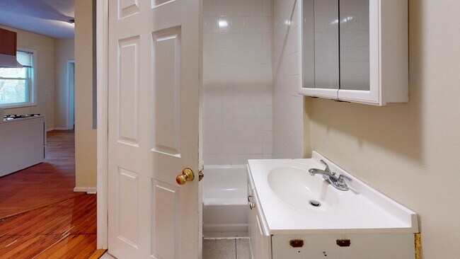 Building Photo - 15-17 Langdon St