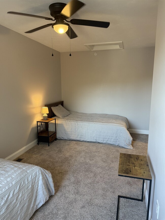 Building Photo - 114 Brook Hl