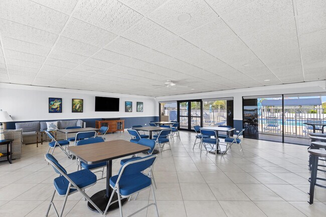 Building Photo - 1208 Marine 901 Way