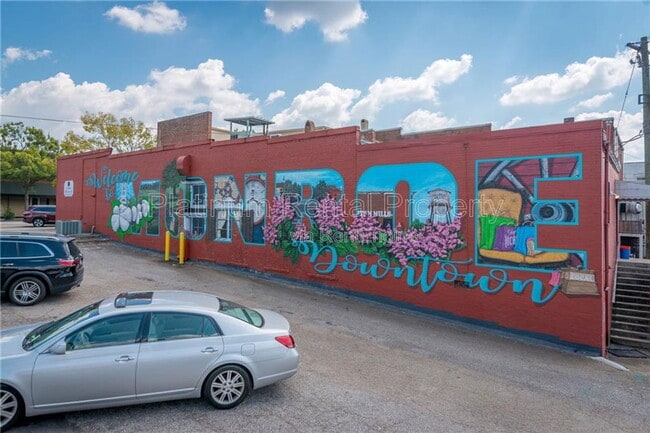 Building Photo - 244 Stonecreek Bnd