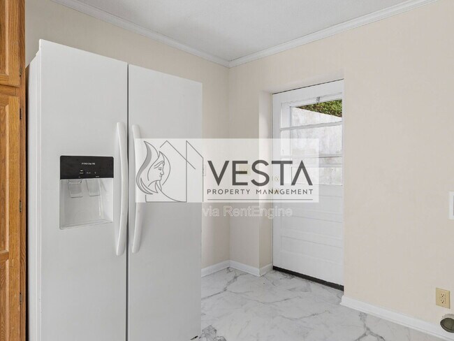 Building Photo - 78 Old Oak Hill Rd