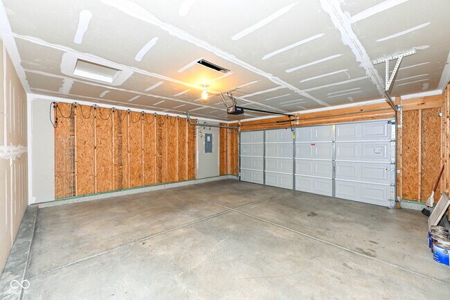 Building Photo - 4324 Big Leaf Ln