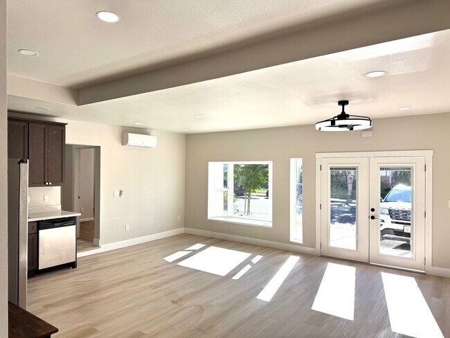 Building Photo - 2636 Gaines Ct