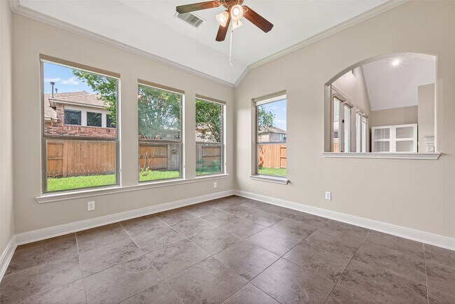 Building Photo - 17311 Quiet Shores Dr