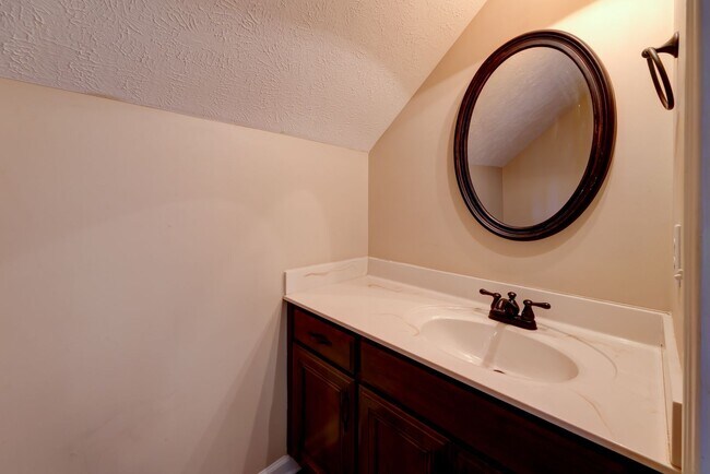 Building Photo - 2924 Brewster Drive