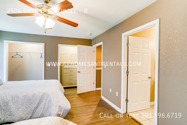 Building Photo - 2504 Ridgeland Cir