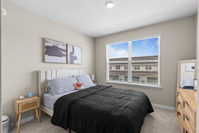 Building Photo - 3BR Center Lake Townhome | 2-Car Garage, Loft & Resort-Style Amenities