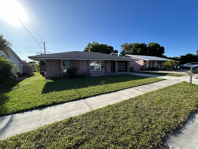 Building Photo - 4036 Knight Ave