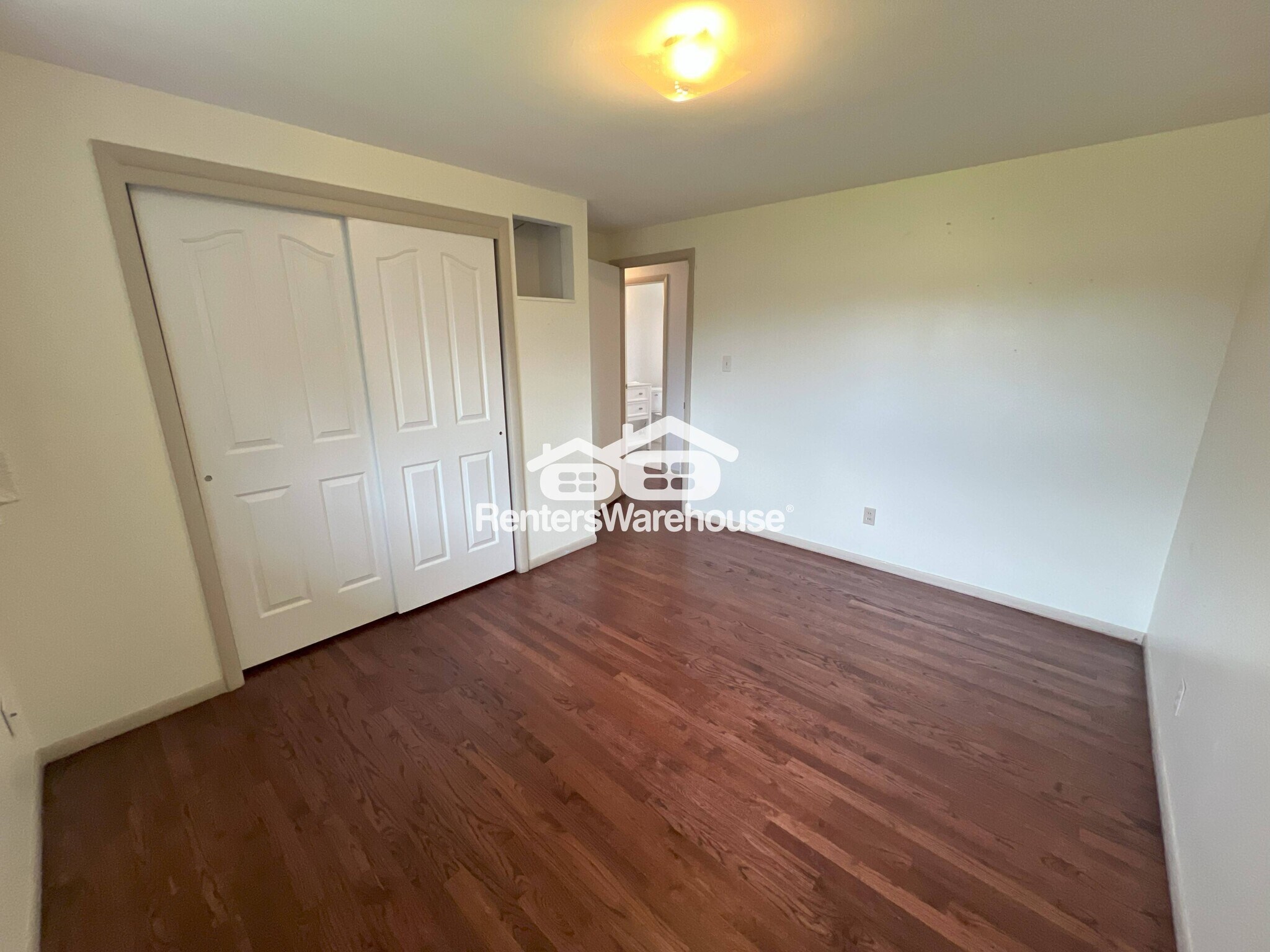 Building Photo - 7759 Elmwood Ln