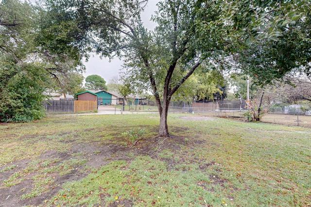 Building Photo - 3842 Commonwealth Dr