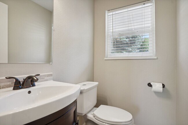 Building Photo - Market at Chapel Hills 4BD on .6 acre Lot