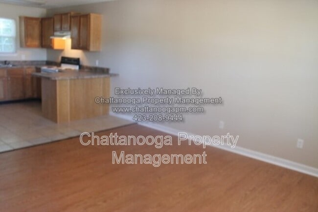 Building Photo - 300 Webb Wheeler Rd