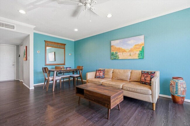 Building Photo - 4600 N 68th St