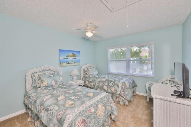 Building Photo - 1028 Apollo Beach Blvd