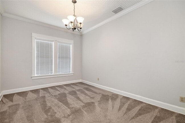 Building Photo - 227 W Fern St