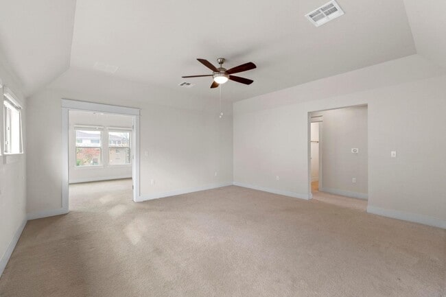 Building Photo - 13001 Hymeadow Dr