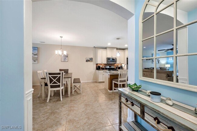 Building Photo - 14940 Edgewater Cir