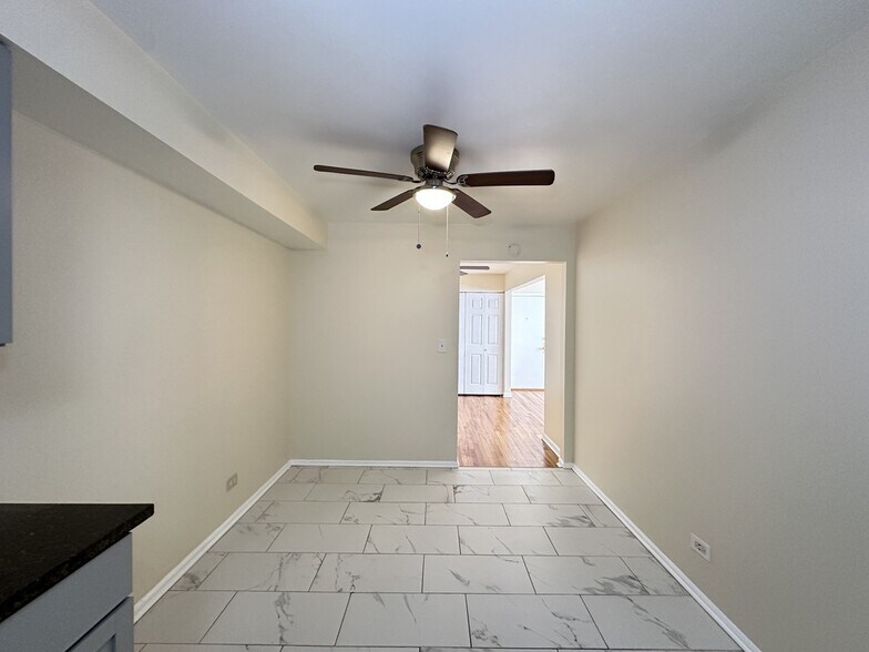 Building Photo - 630 Lincoln Ave