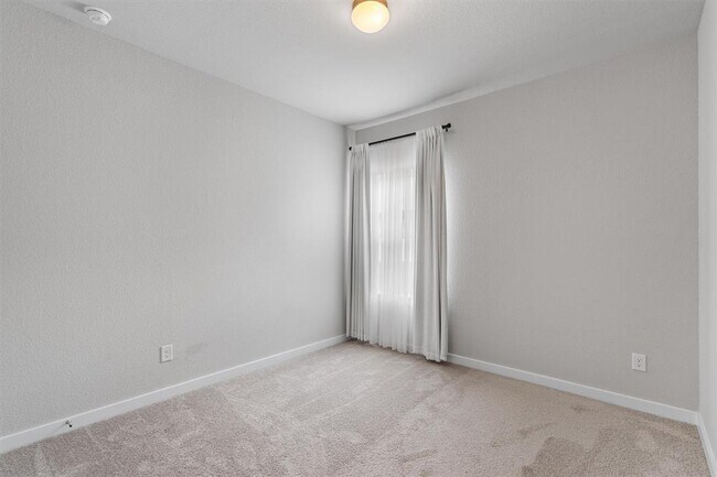 Building Photo - 11620 Comano Dr