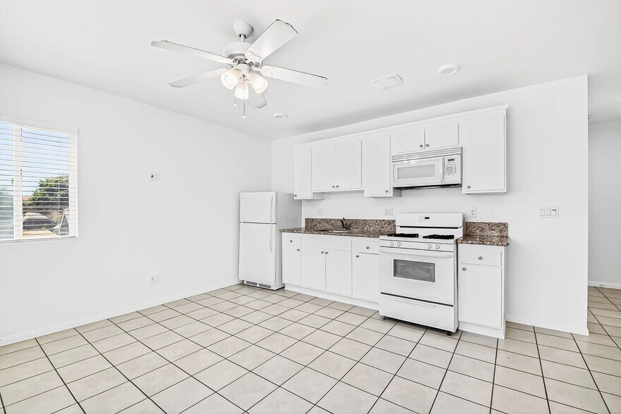 Building Photo - 319 Hermosa Ave