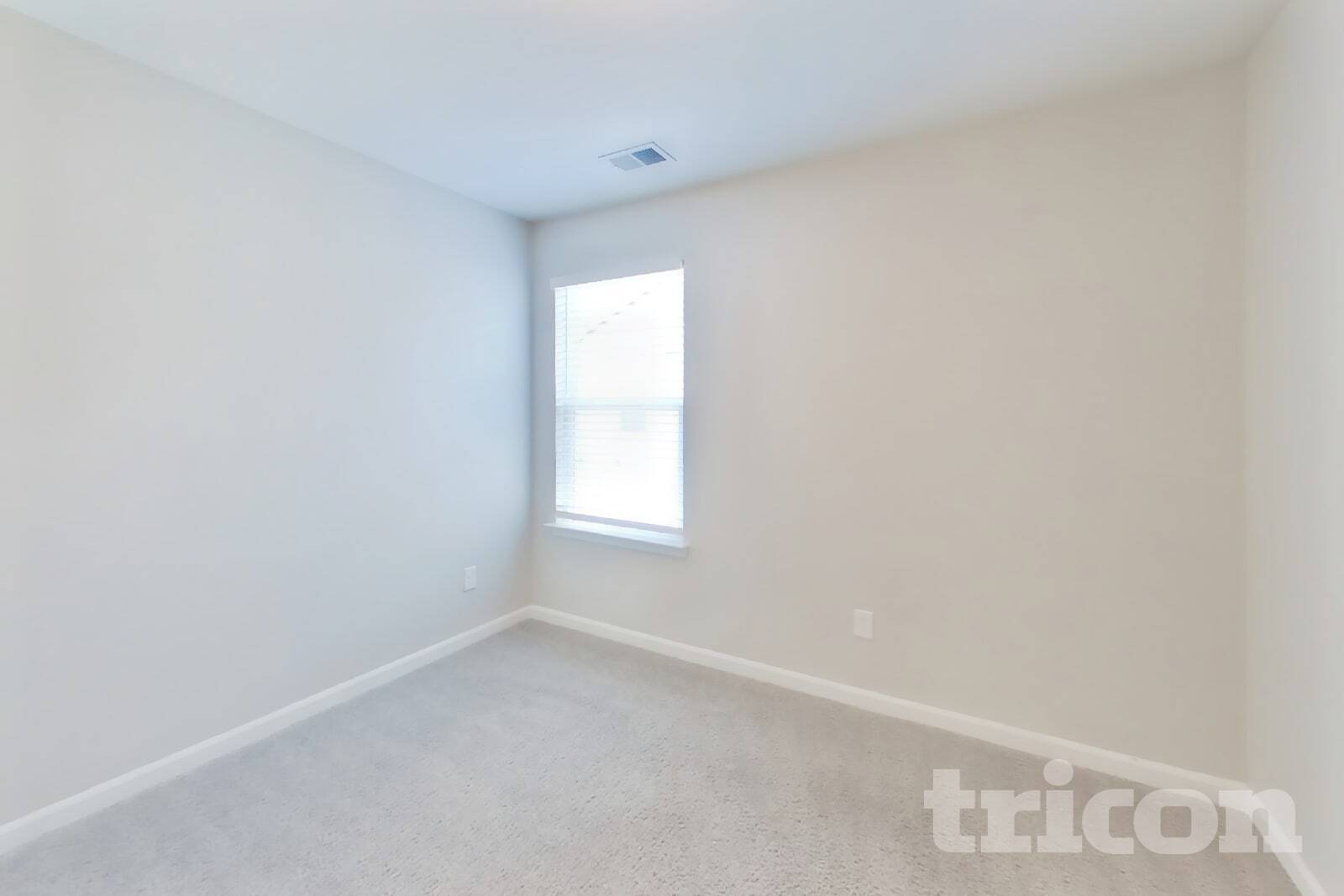 Building Photo - 403 Riverwood Ct