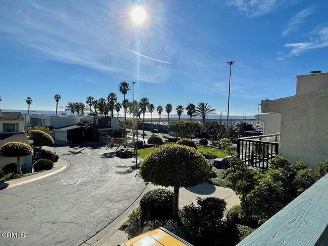 Building Photo - 127 Seaspray Way