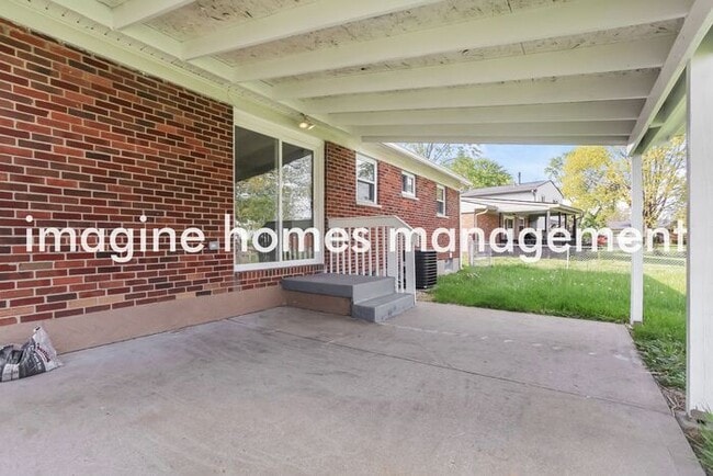 Building Photo - Pet-Friendly 3 Bedroom Home in Cincinnati!