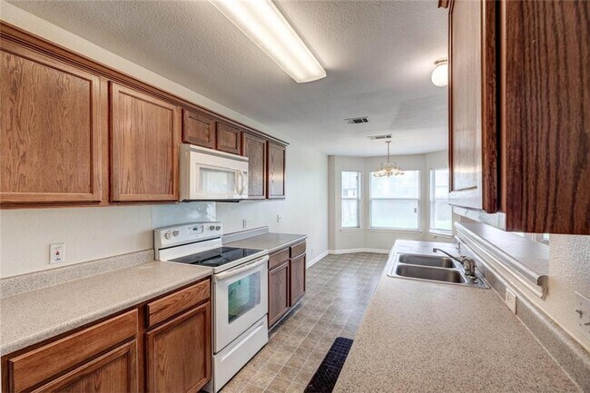 Building Photo - 16712 Hamilton Point Cir