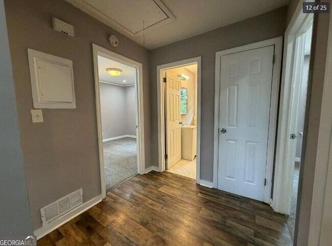 Building Photo - 109 Scarlett Dr