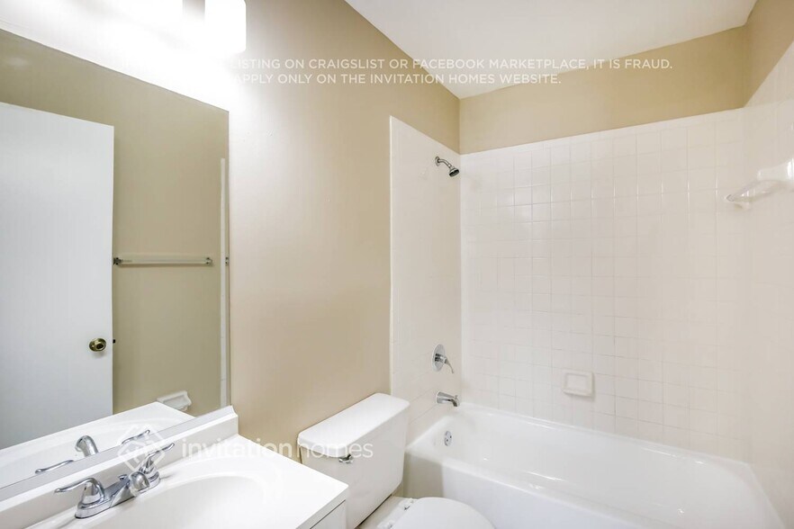 Building Photo - 14233 SW 177th Terrace