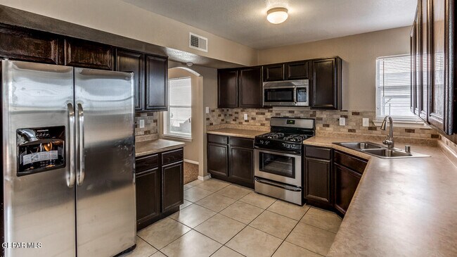 Building Photo - 5954 Katelyn Gray Cir