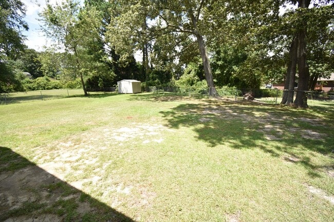 Building Photo - COMING SOON~3 Bedroom and 2 Bath Home (No Pets)
