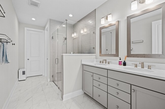 Building Photo - 314 Cool Spgs Ave