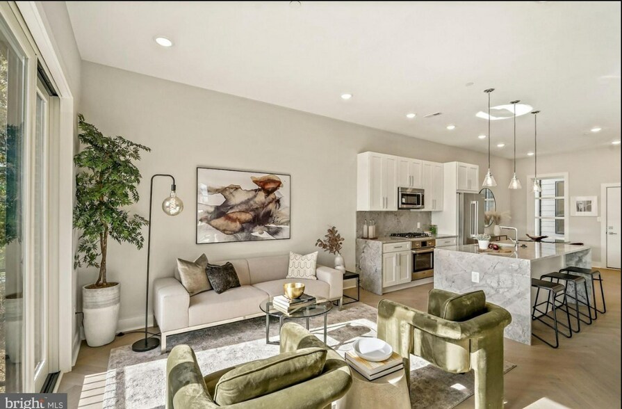 Building Photo - 1214 Madison St NW